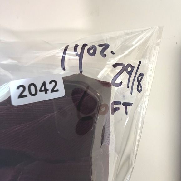 LOFT Modern Skinny Corduroy Pants – Size 8 / 29 – Plum Wine Stretch Cord - Picture 8 of 8